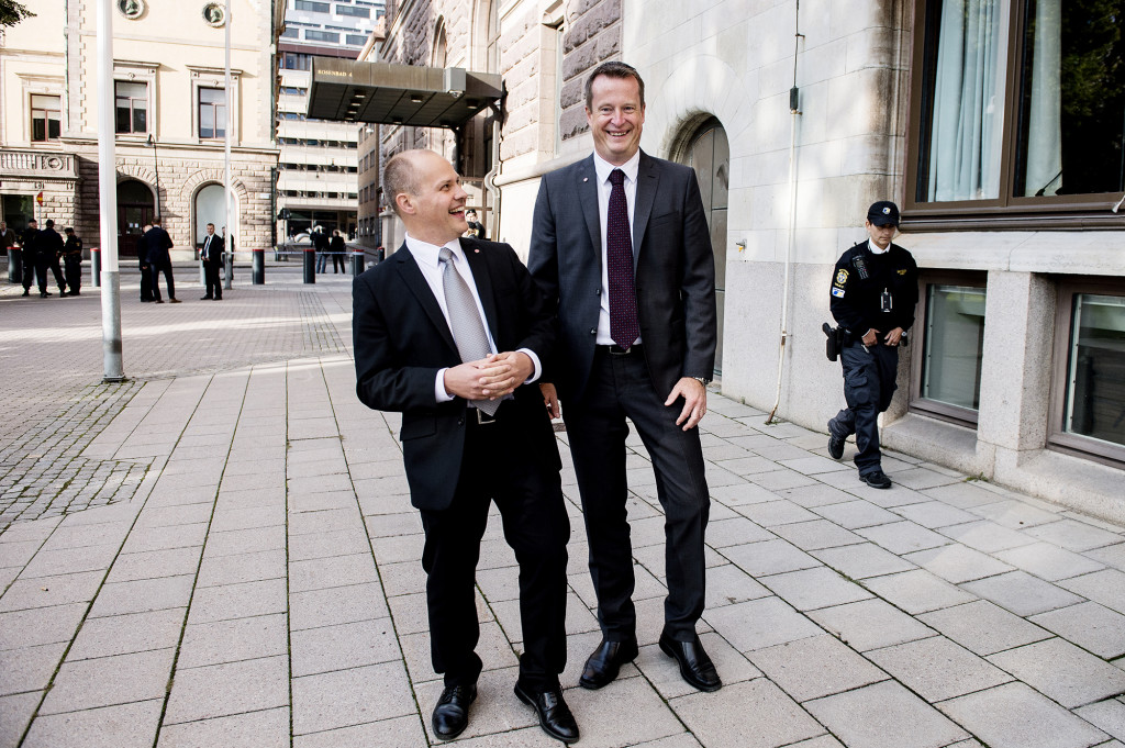 Anders Ygeman tillsammans med justitieminister Morgon Johansson när Sveriges nya regering presenterades 2014. Foto: Carolina Byrmo